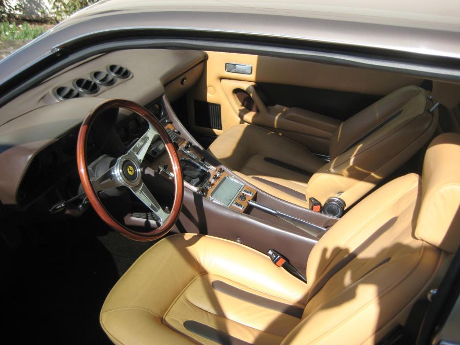  Ferrari 400i 2+2 1981 года  (фото 3 из 5)